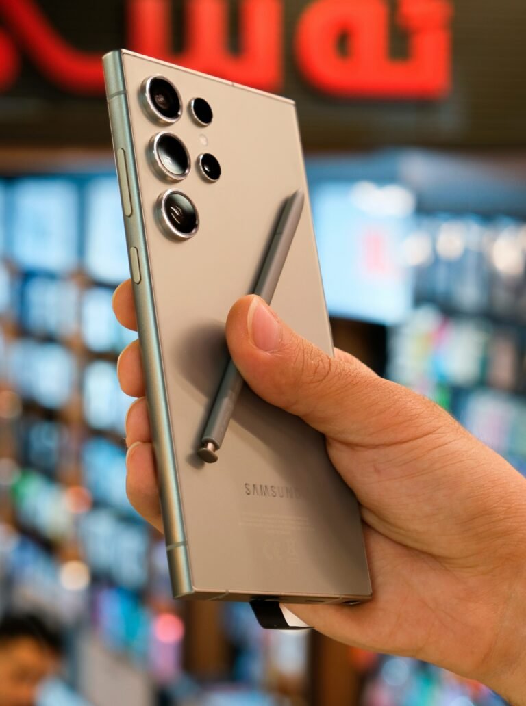 Samsung Galaxy S25 Ultra: Is a 200MP Camera the Future of Mobile Photography?