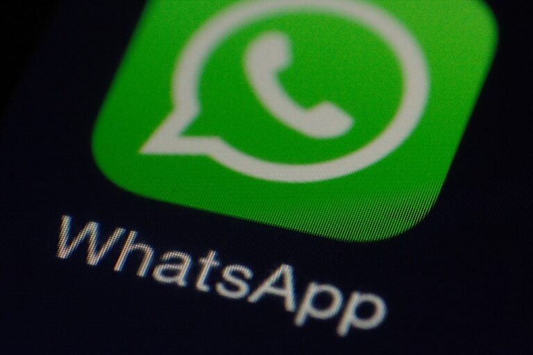 WhatsApp Privacy Breach: Anyone Can Save View Once Messages